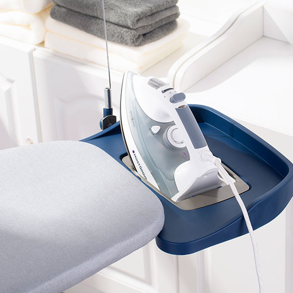 Ironing Board with Retractable Iron Rest