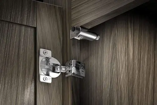 ¿Por qué utilizar el amortiguador de puerta para bisagras?
