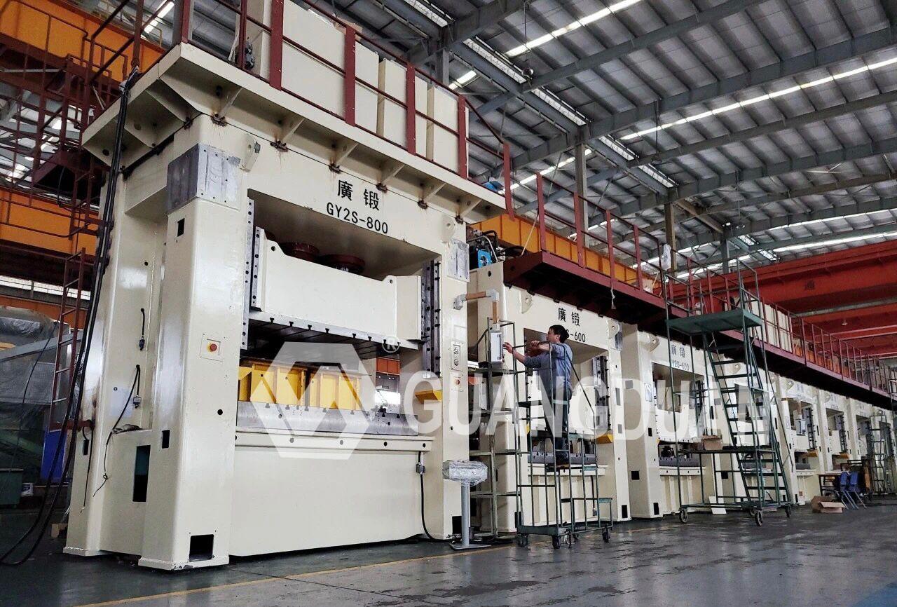 12 Large Gantry Servo Hydraulic Presses